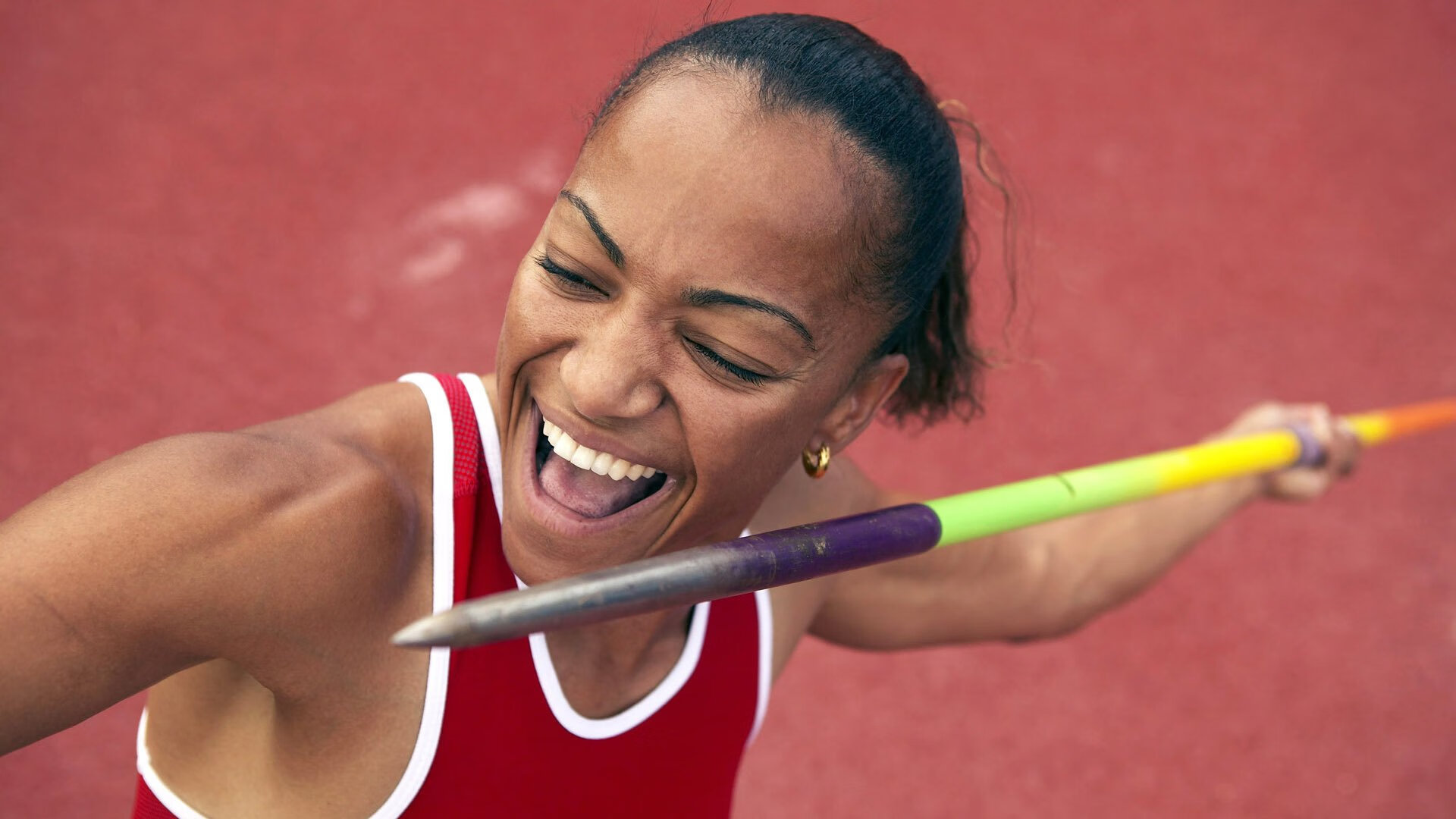 字母哥篮板抢夺积极展现统治力，字母哥篮板能力